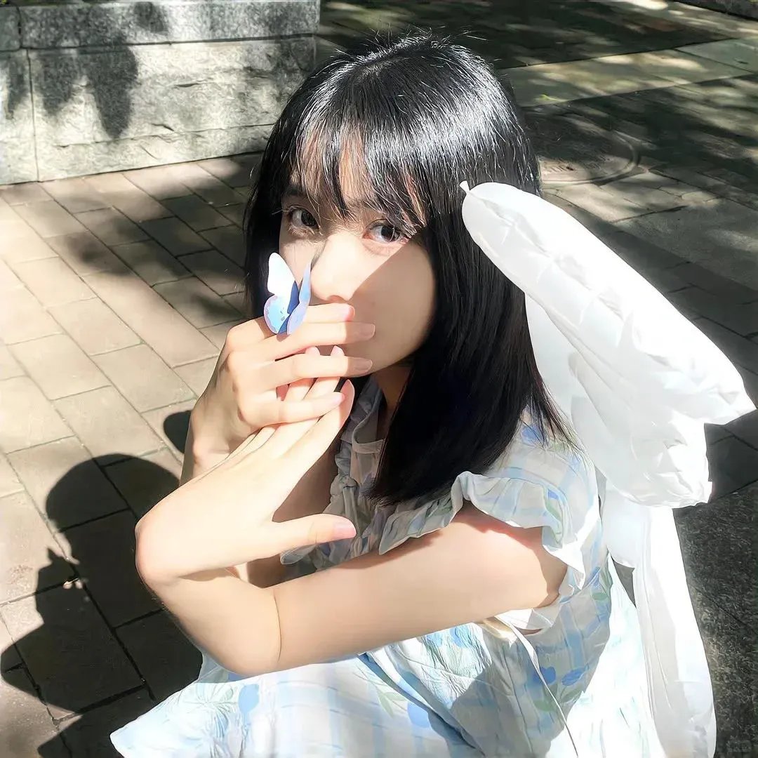 云破月来圆